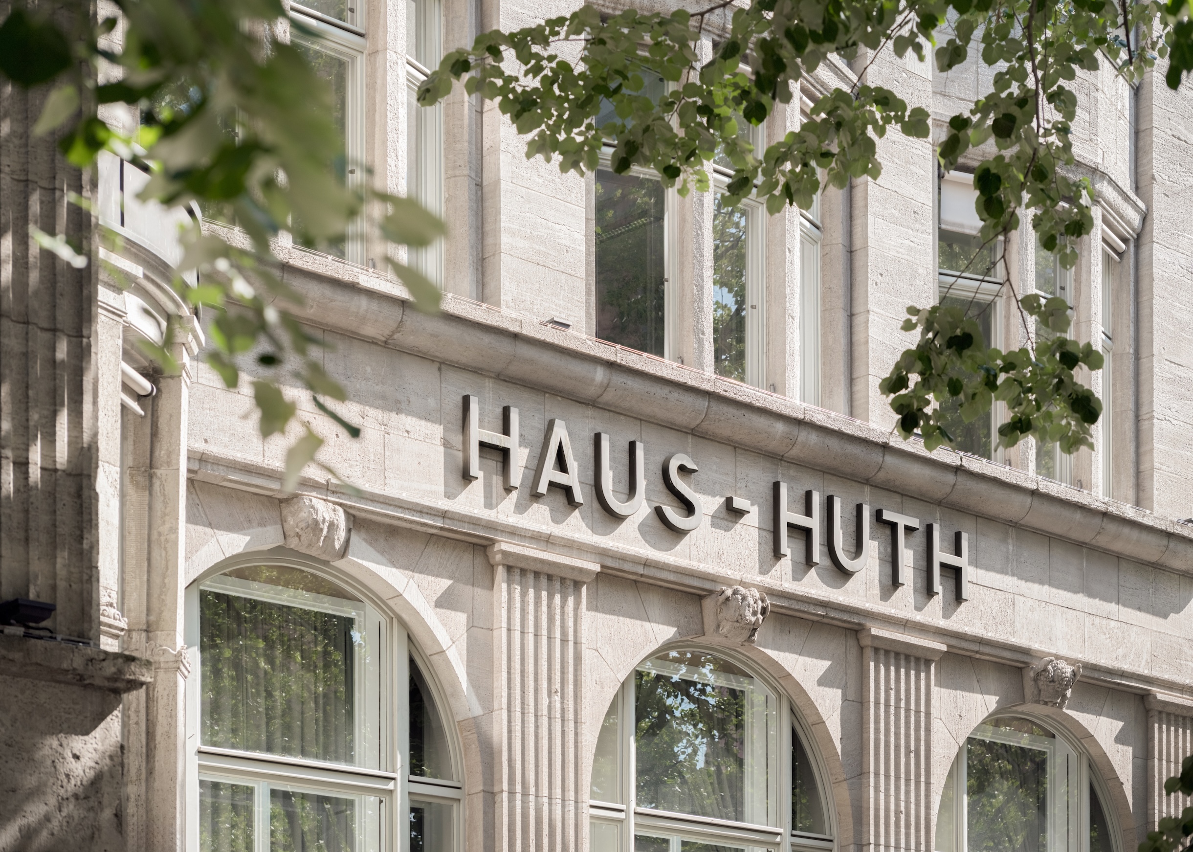 Image of Haus Huth facade
